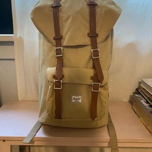 Herschel Little America Backpack 25L